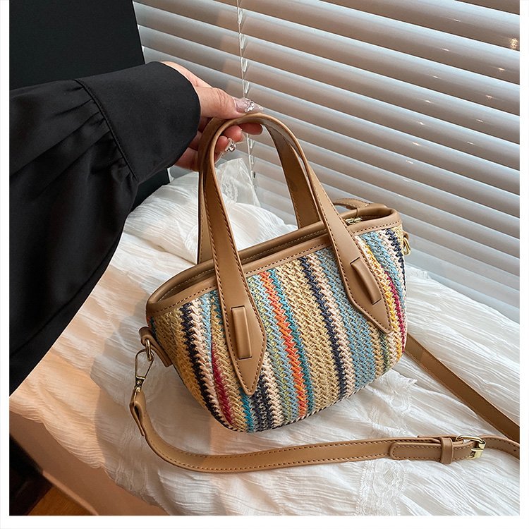 PU Woven Small Square Bag with Zipper Closure – One Size